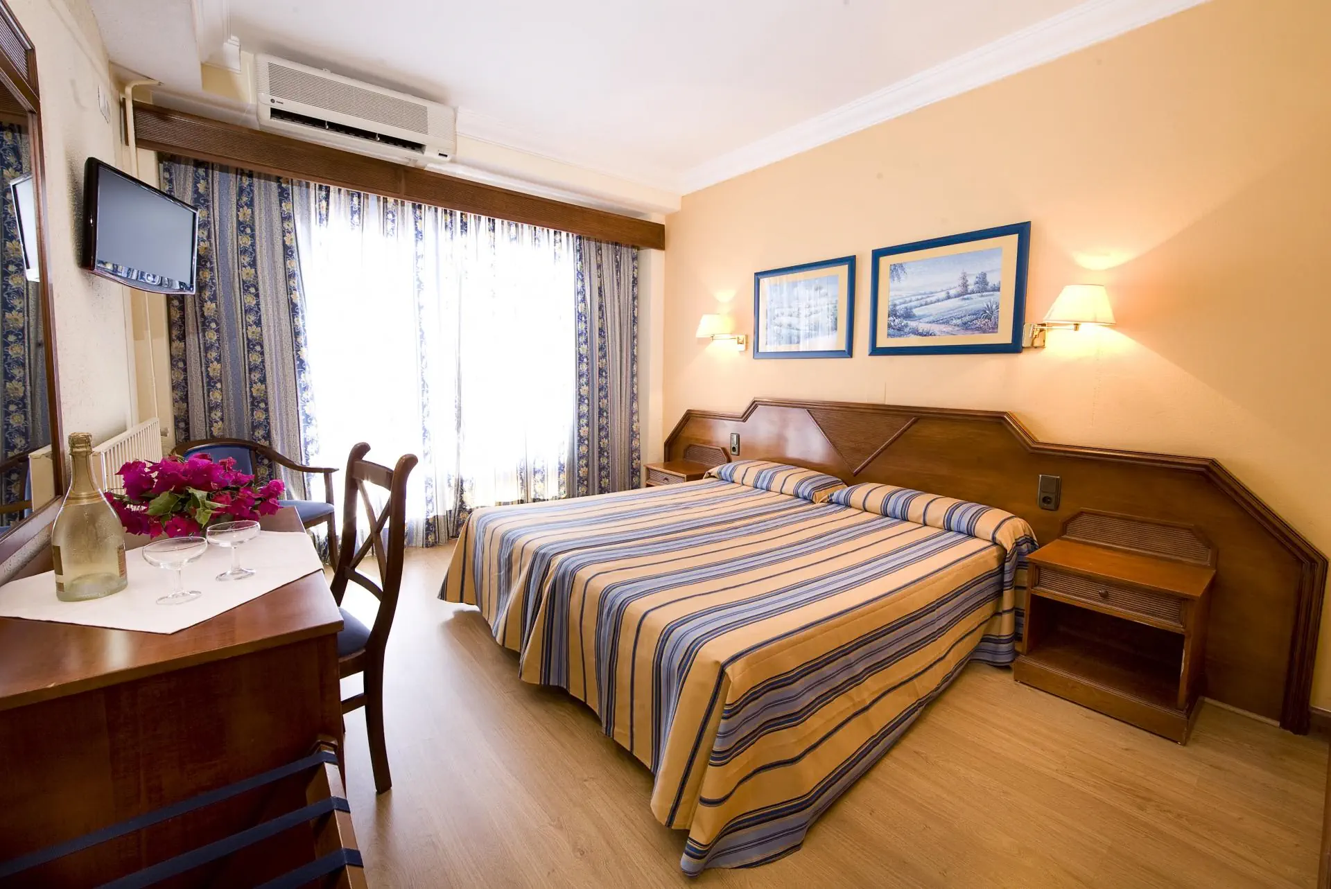 HOTEL HOTEL MONARQUE FUENGIROLA PARK