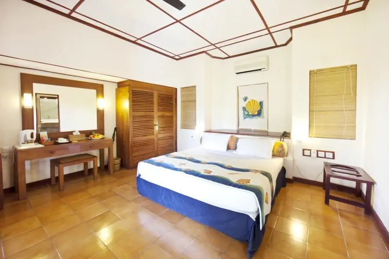 HOTEL Adaaran Club Rannalhi