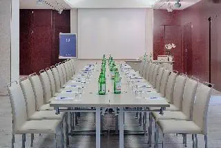 HOTEL NH Palermo