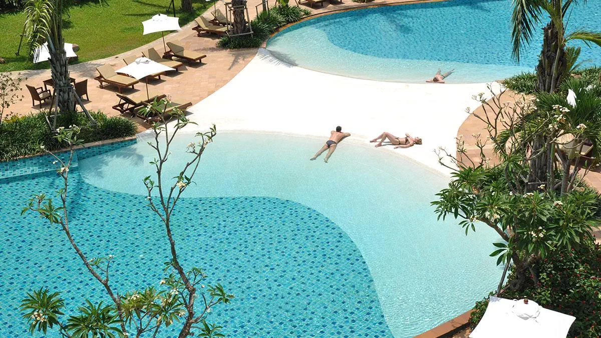 HOTEL Ravindra Beach Resort & Spa