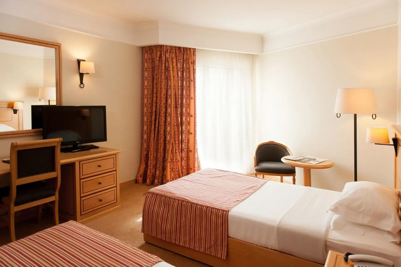 HOTEL Real Palacio Hotel