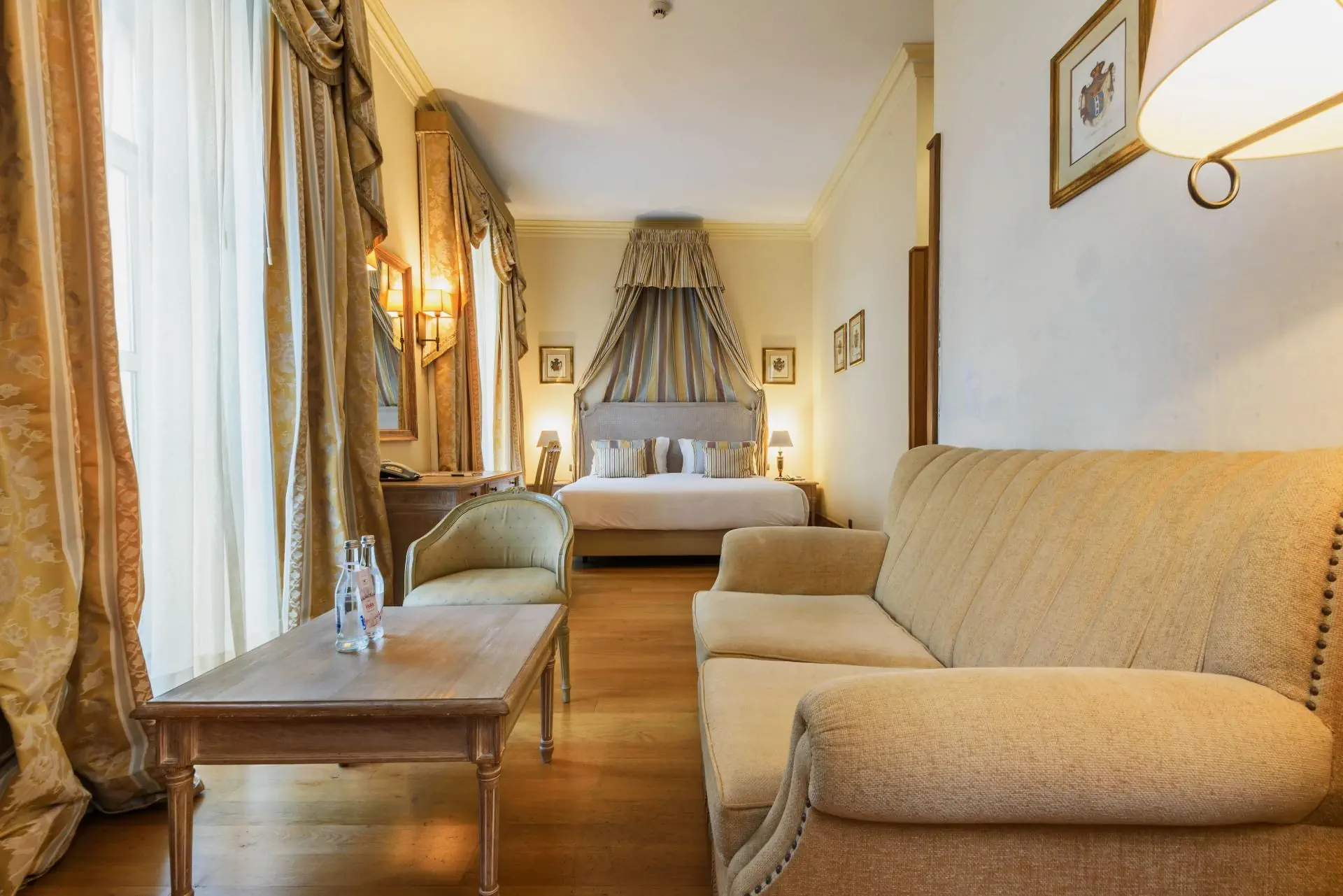 HOTEL Real Palacio Hotel