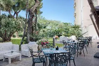 HOTEL NH Palermo