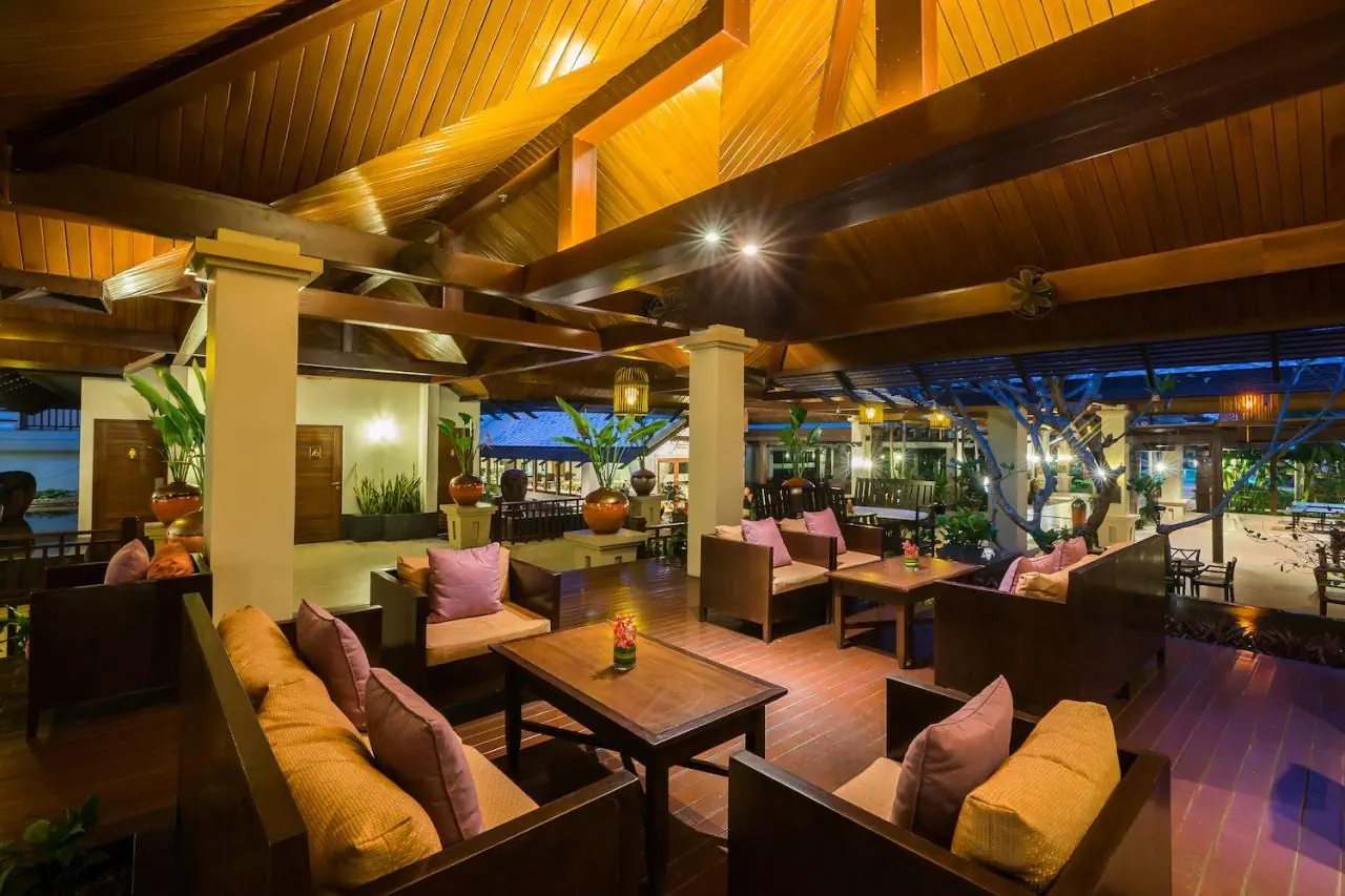 HOTEL Ravindra Beach Resort & Spa