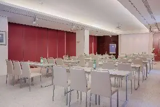 HOTEL NH Palermo