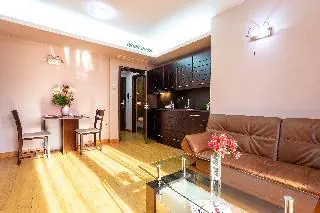 Отель: Cityhome Aparthotel