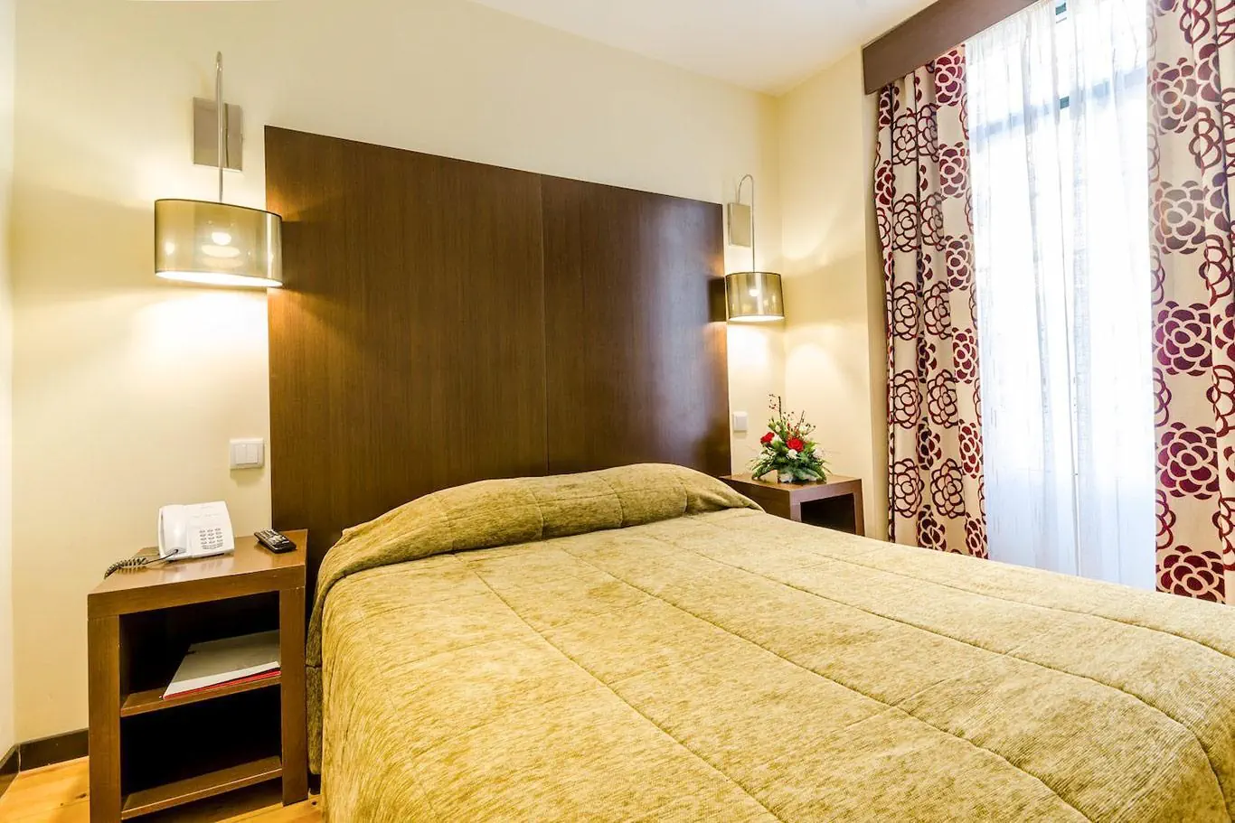 HOTEL Duas Nacoes Hotel