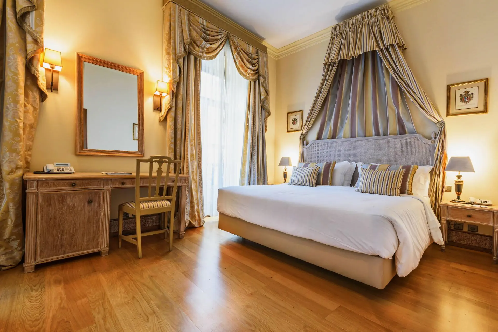 HOTEL Real Palacio Hotel