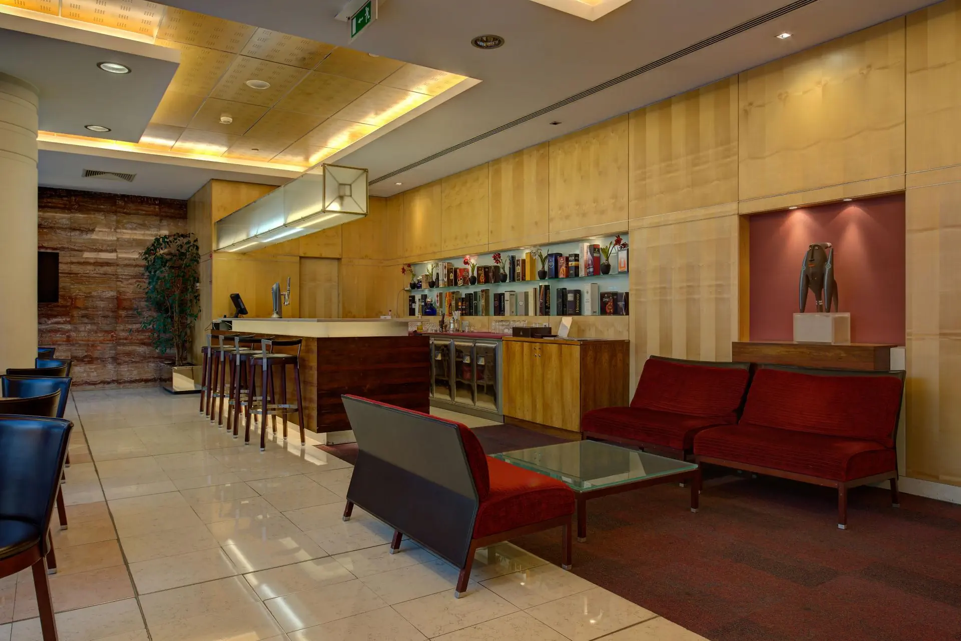 HOTEL VIP Executive Entrecampos Hotel