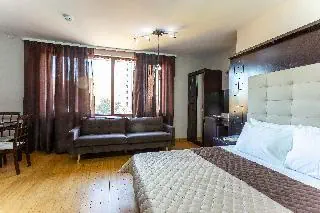 Отель: Cityhome Aparthotel
