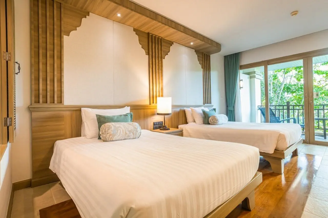 HOTEL Ravindra Beach Resort & Spa