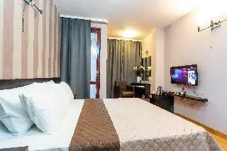 Отель: Cityhome Aparthotel