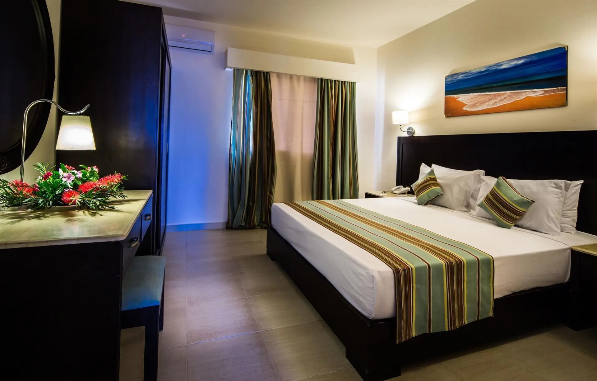 HOTEL: Nubia Aqua Beach Resort
