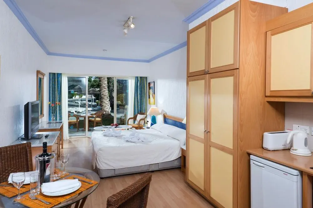 HOTEL Paphos Gardens Apts