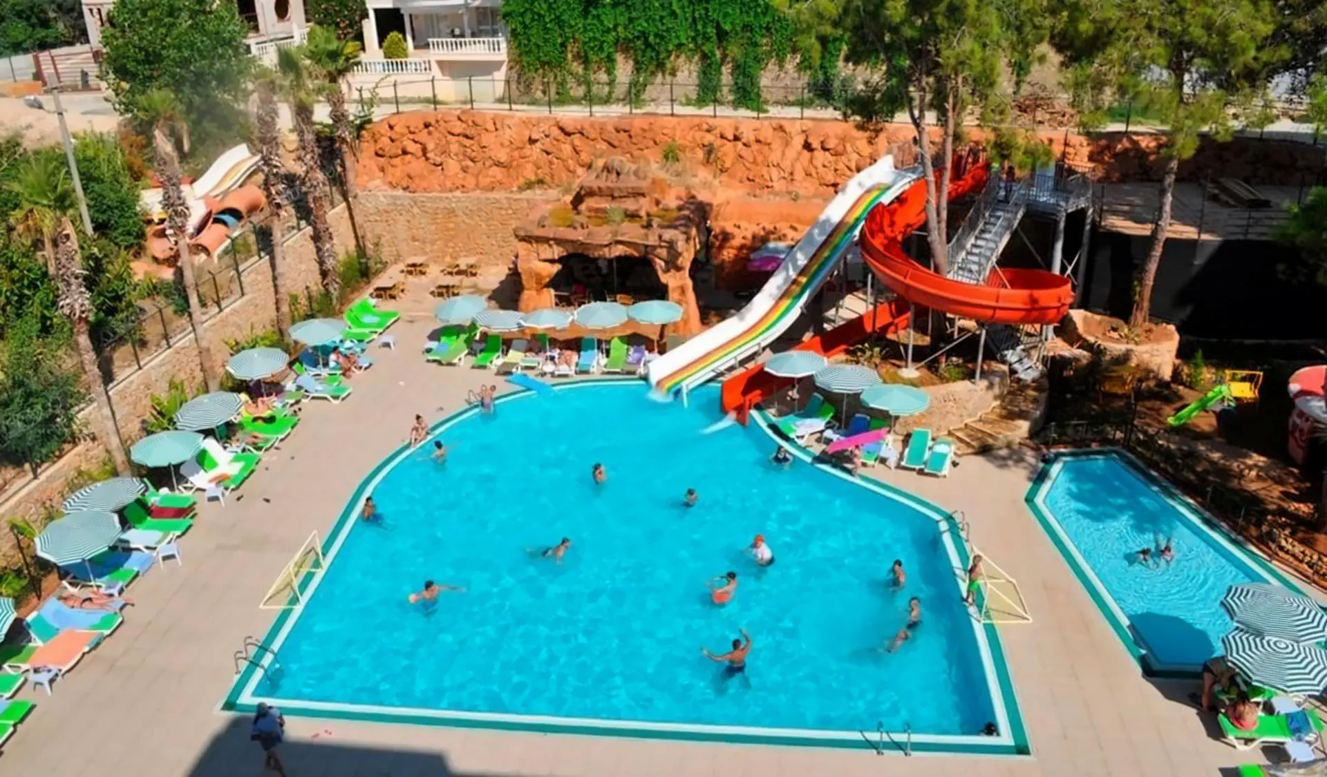 Отель: Green Life Hotel