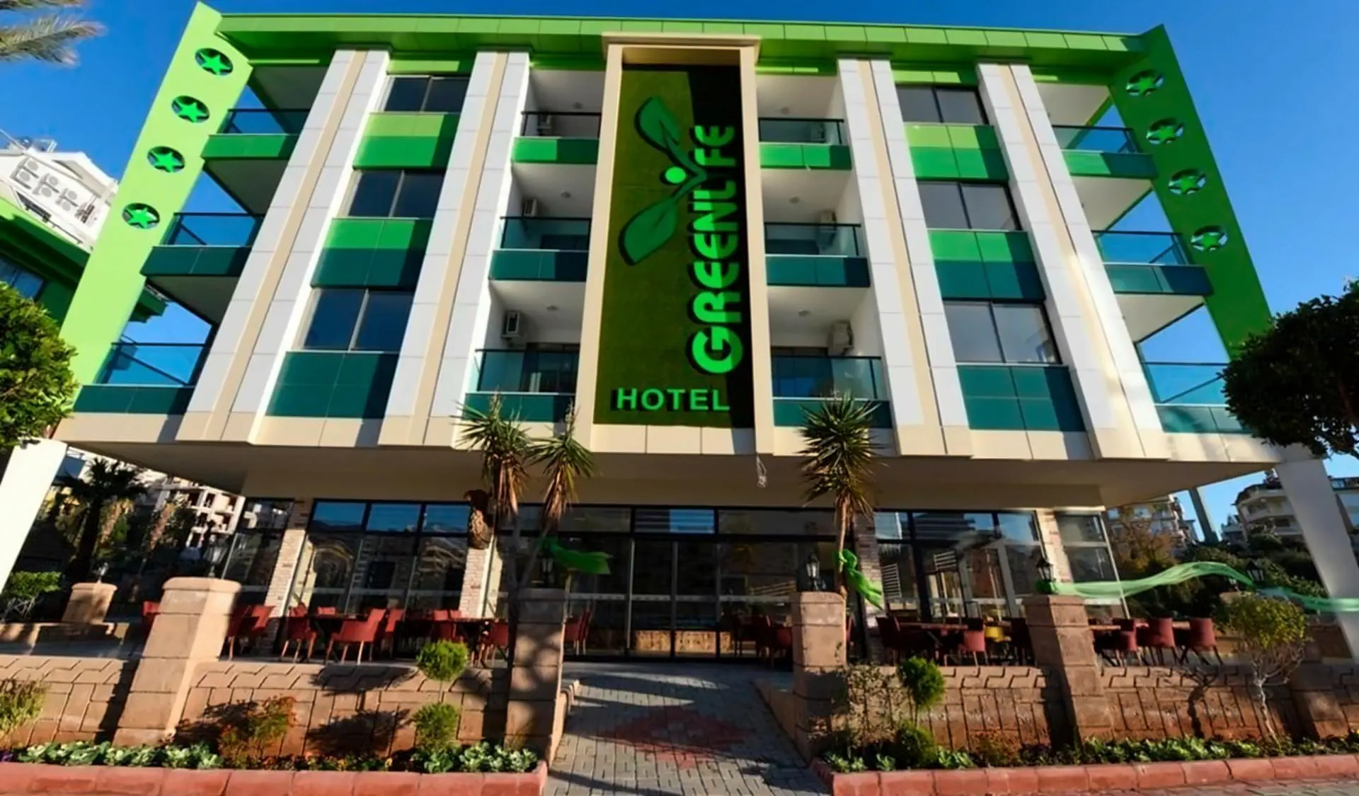 Отель: Green Life Hotel