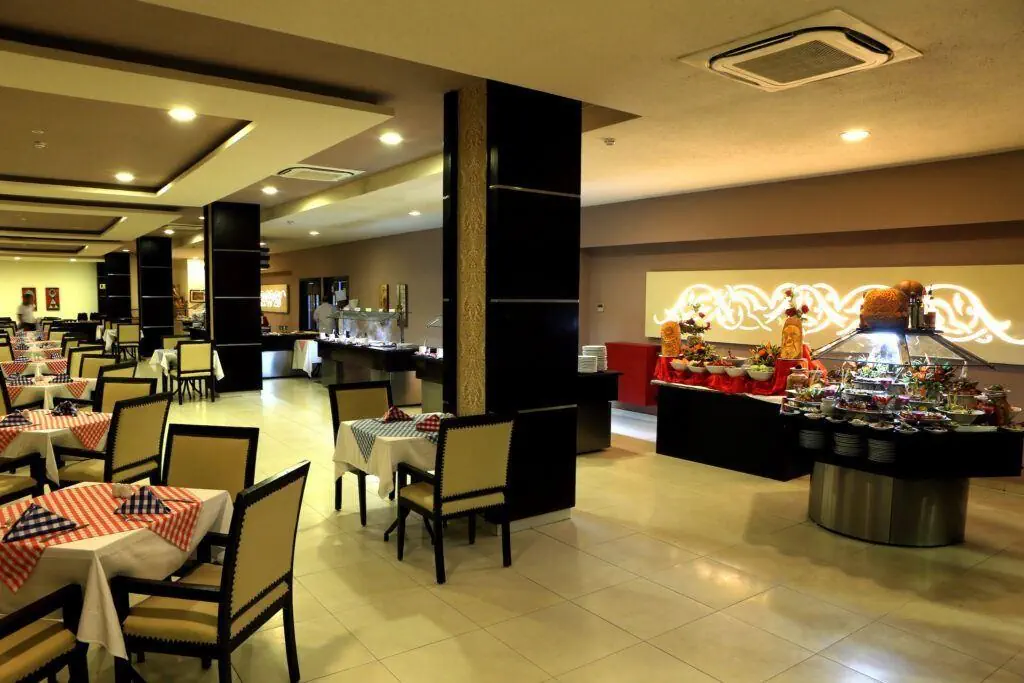 HOTEL: Nubia Aqua Beach Resort