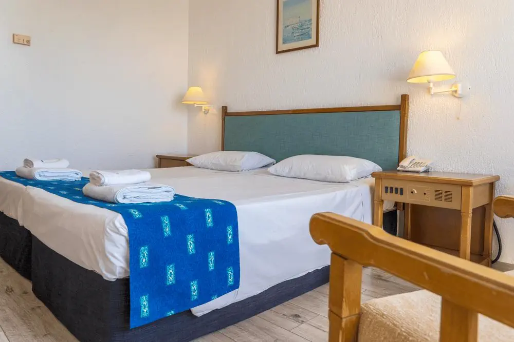 HOTEL Paphos Gardens Apts
