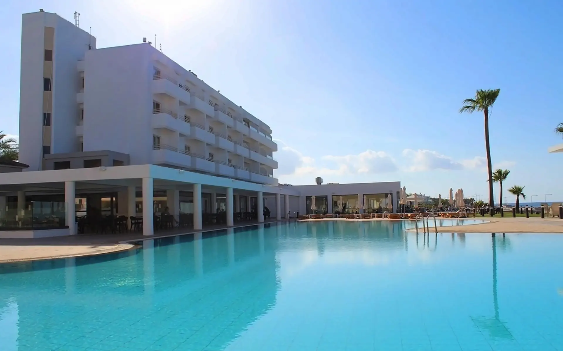HOTEL Pierre Anne Beach Hotel