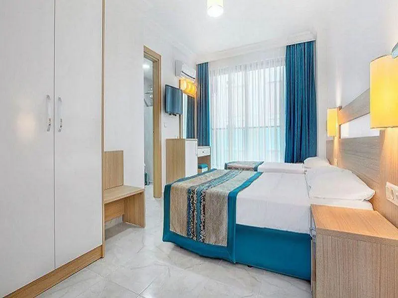 Отель: Green Life Hotel