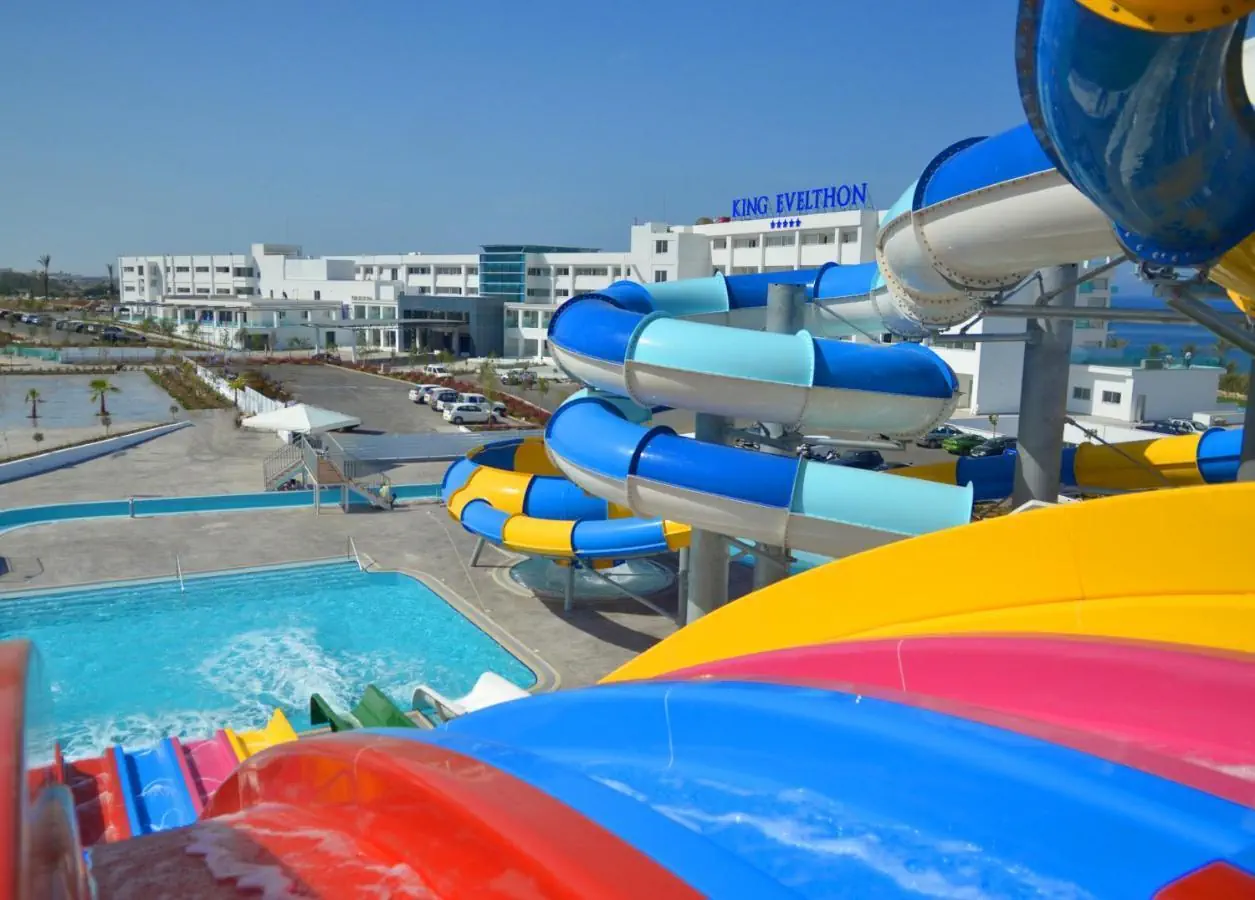HOTEL: King Evelthon Beach Hotel & Resort
