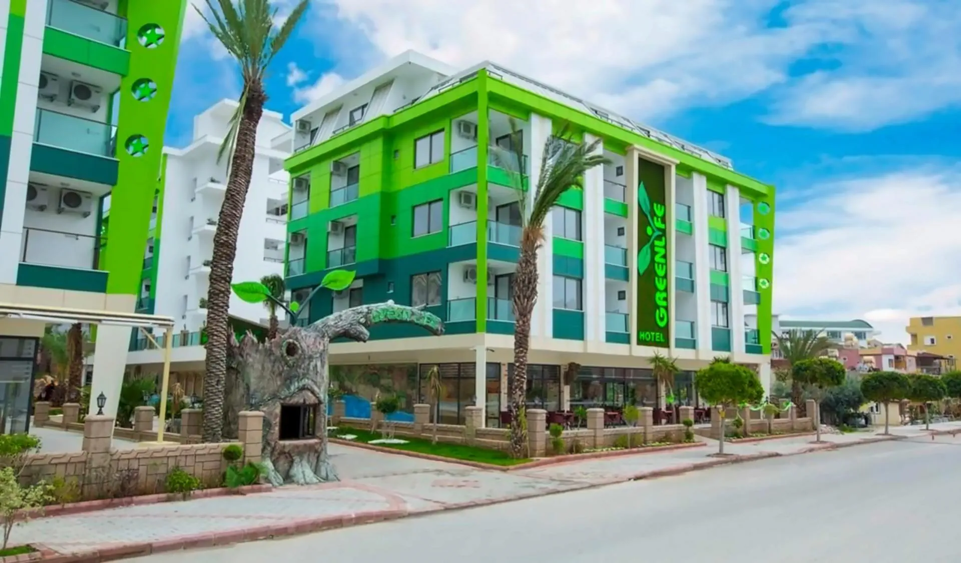 Отель: Green Life Hotel