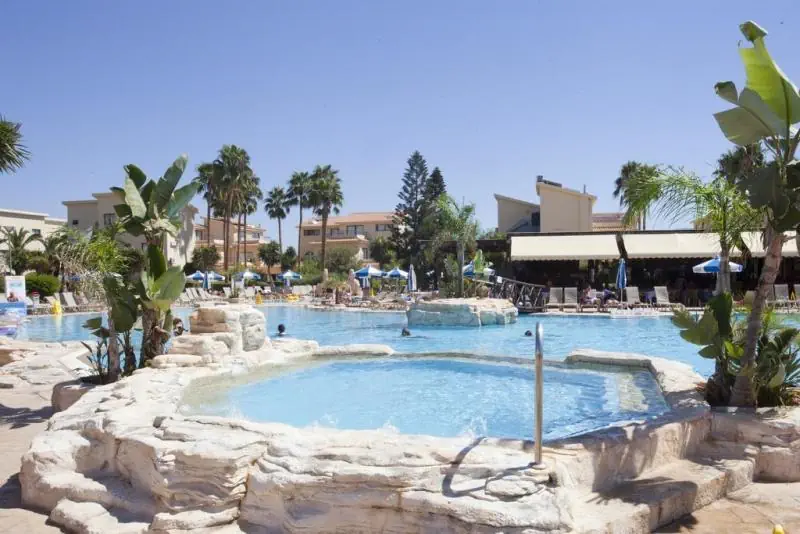 Makronisos Holiday Village