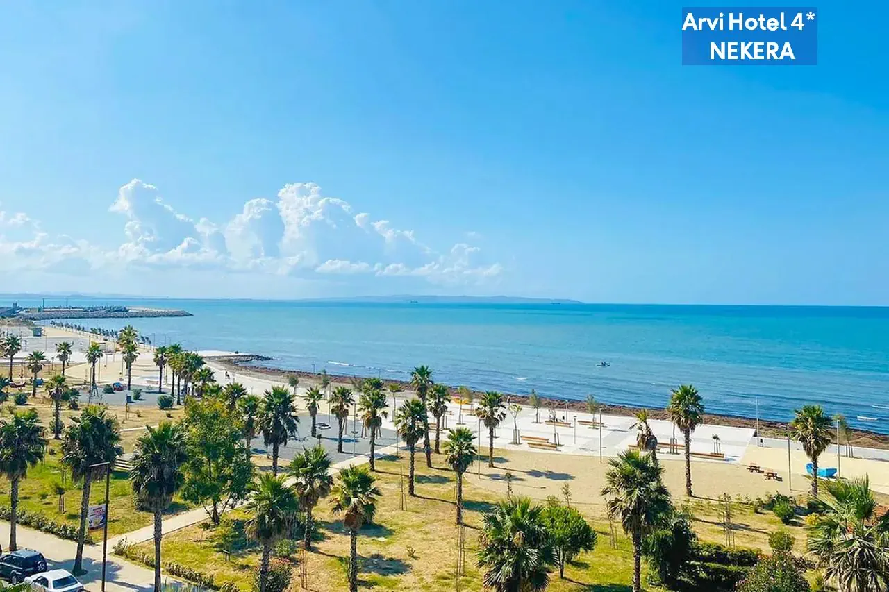Arvi Hotel