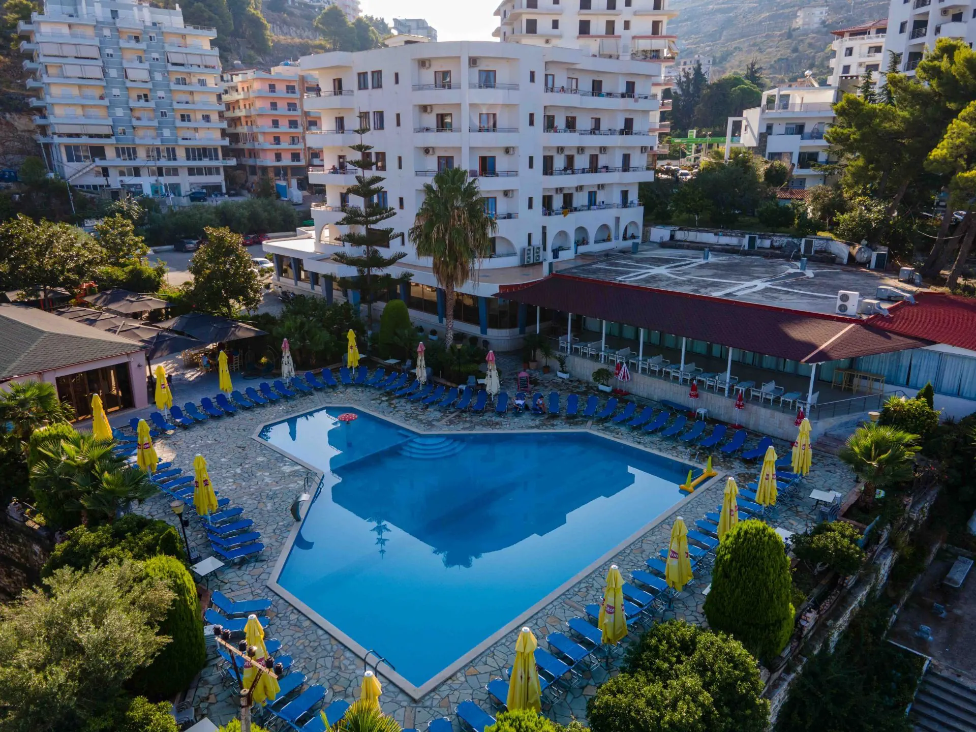 Hotel Mediterrane