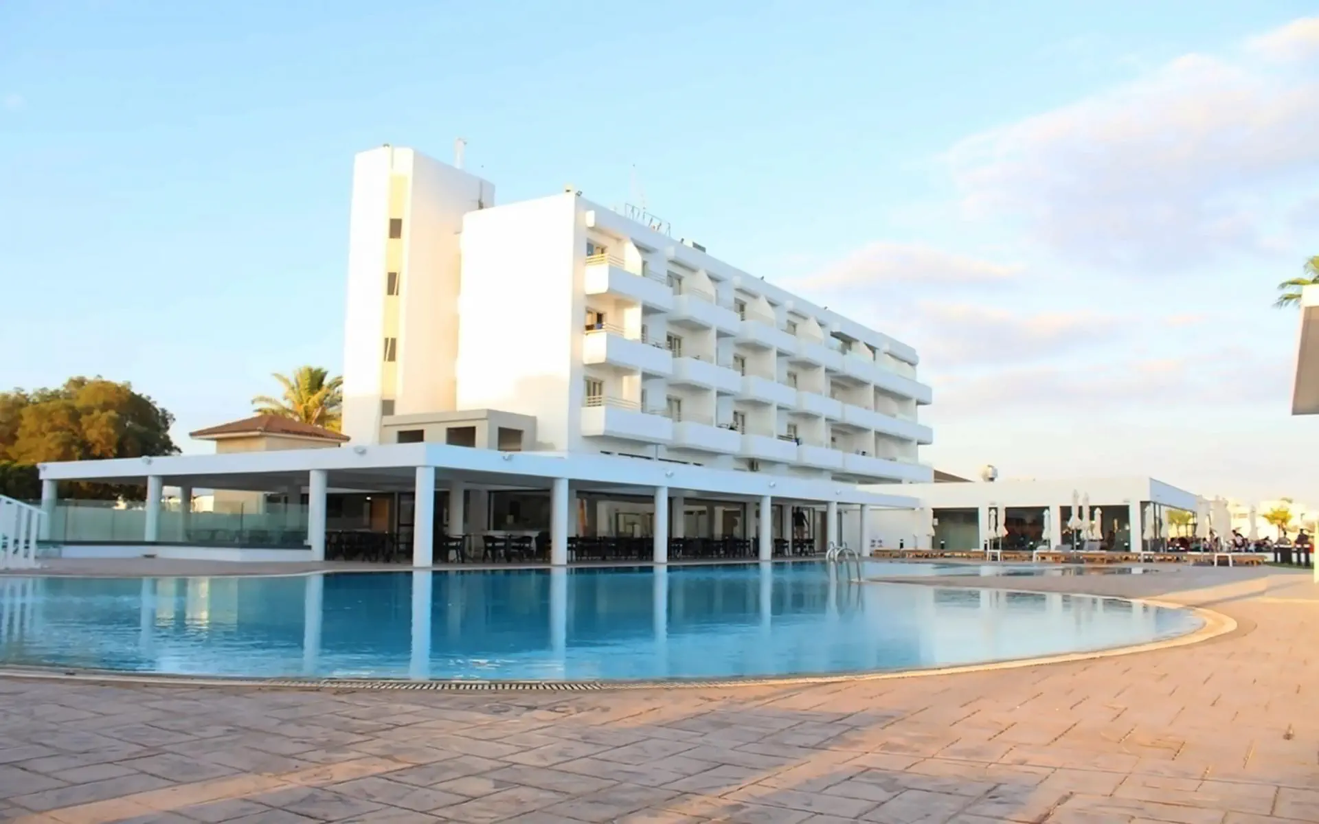 HOTEL Pierre Anne Beach Hotel
