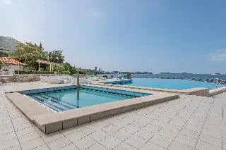 HOTEL: Villas Plat