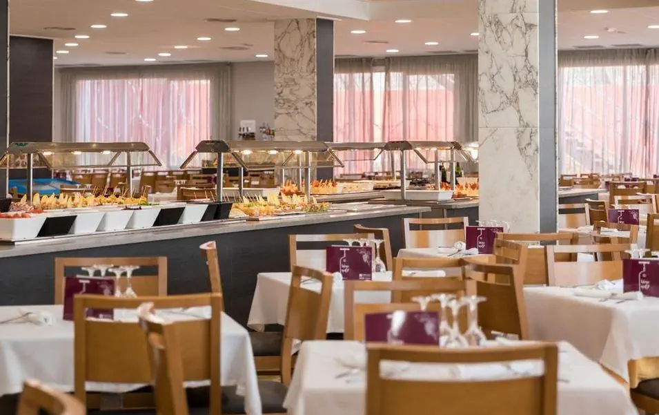HOTEL: H.TOP OLYMPIC 3*