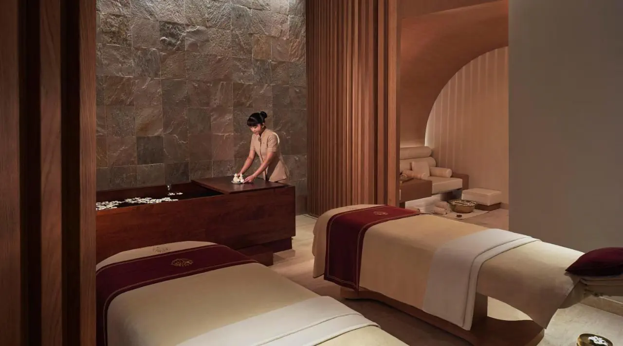 HOTEL Raffles The Palm Dubai