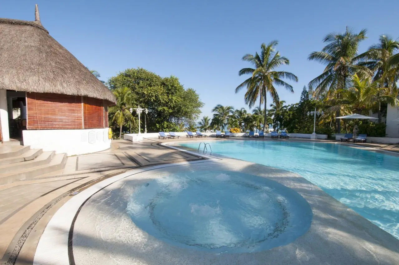 HOTEL Casuarina Resort & Spa