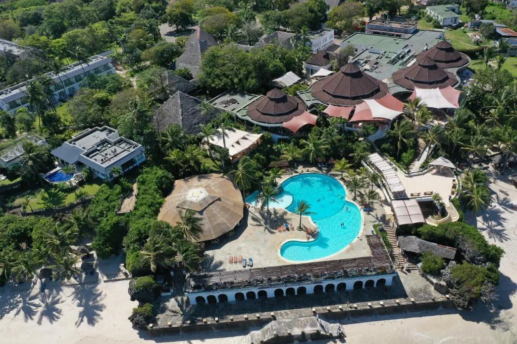 HOTEL LEOPARD BEACH RESORT & SPA