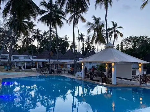 KENYA BAY BEACH HOTEL