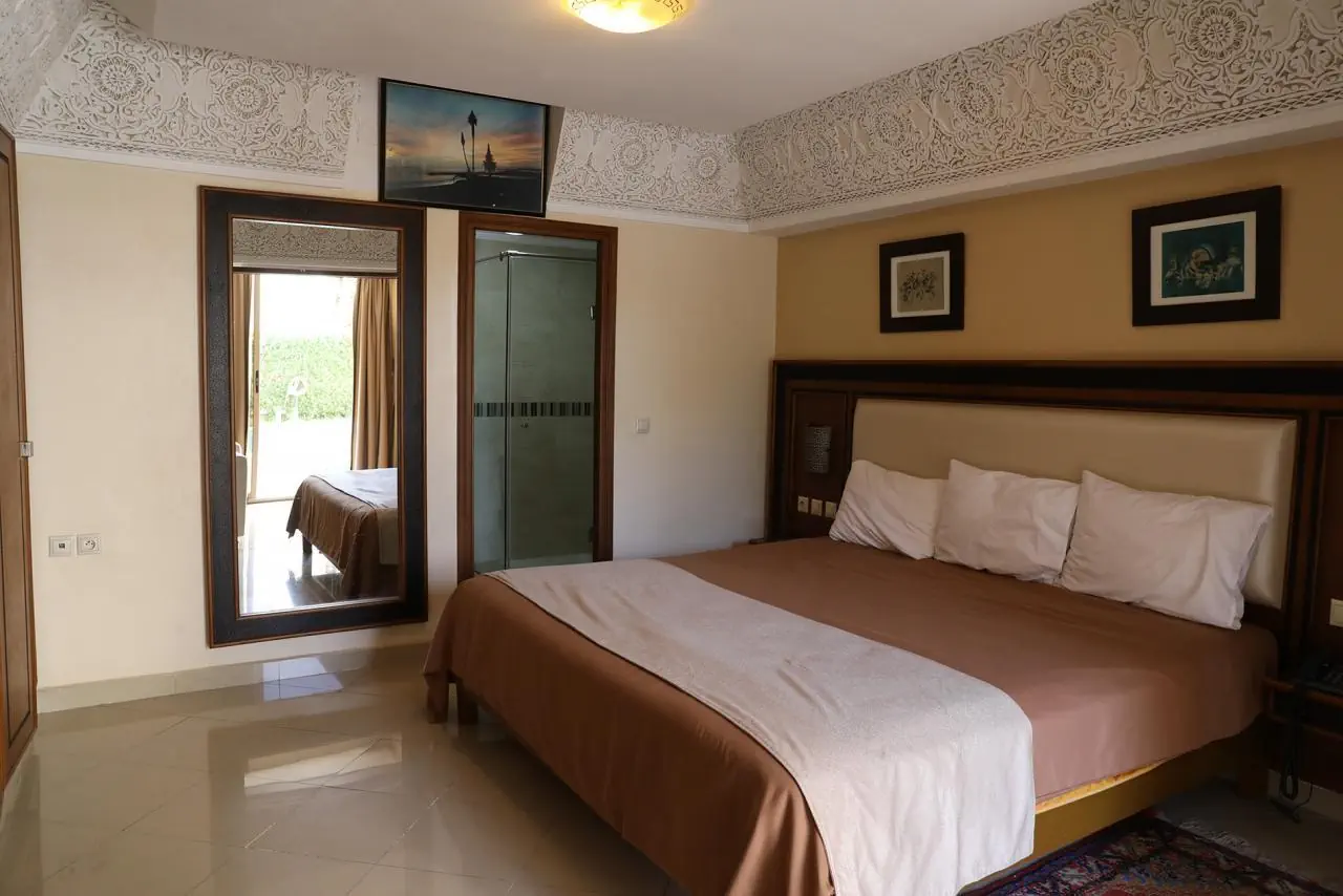 Отель: Aferni Hotel
