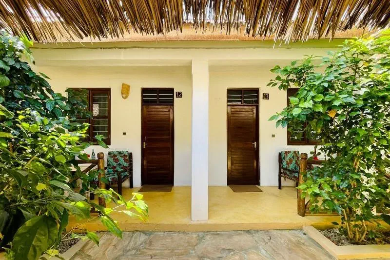 HOTEL: MAX HOTEL NUNGWI