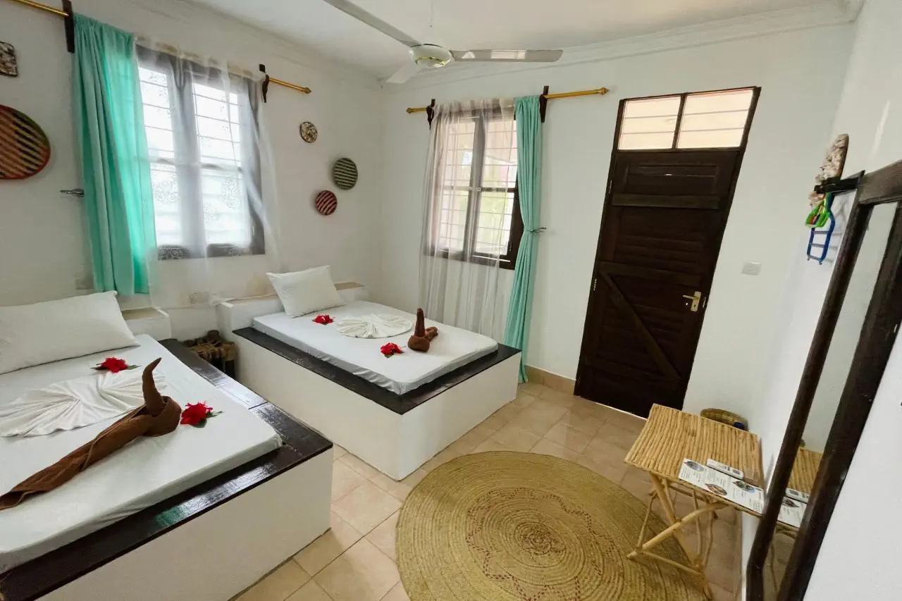 HOTEL: MAX HOTEL NUNGWI
