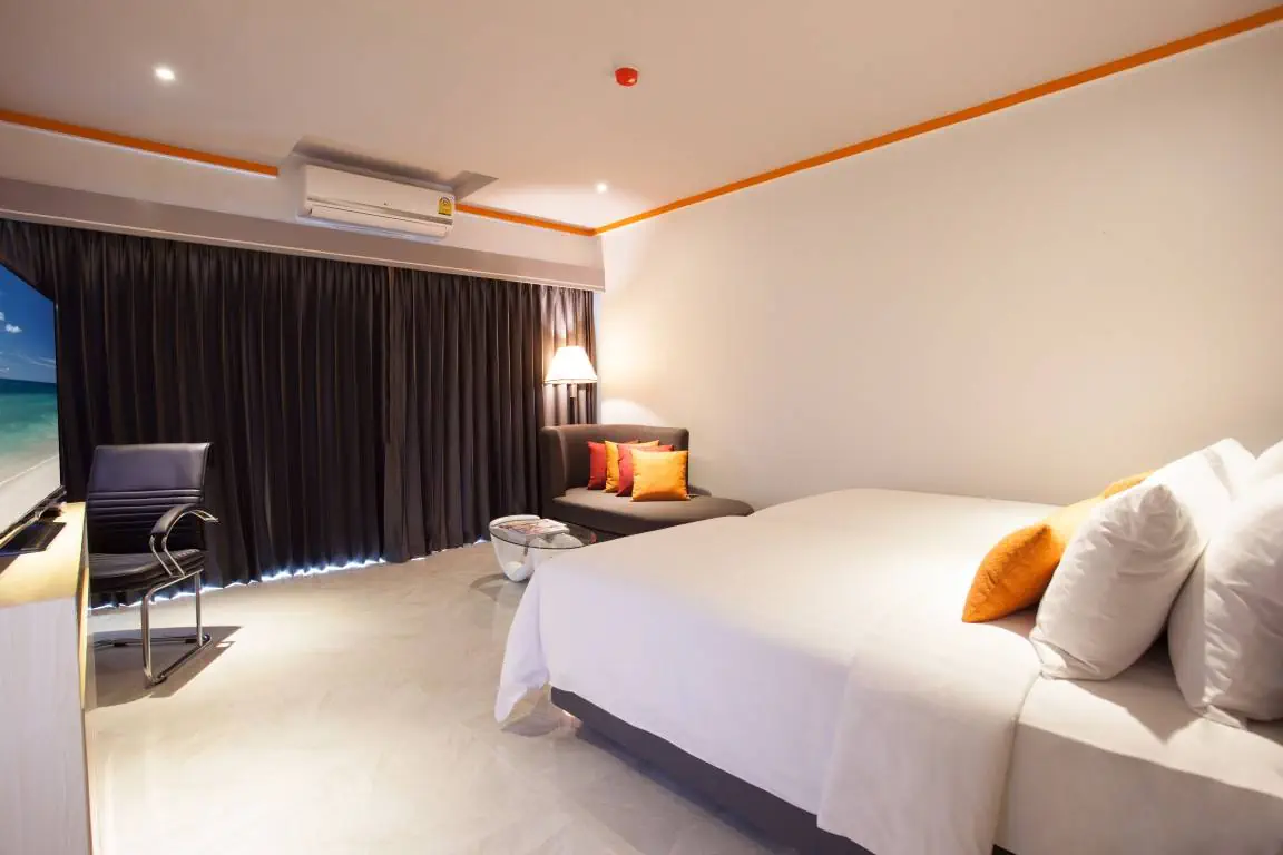 CHABANA KAMALA HOTEL