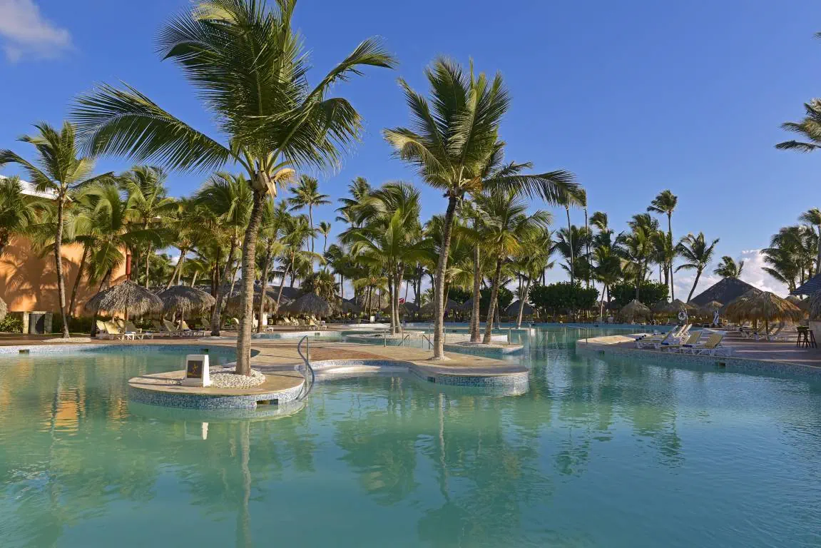 Отель: WAVES PUNTA CANA