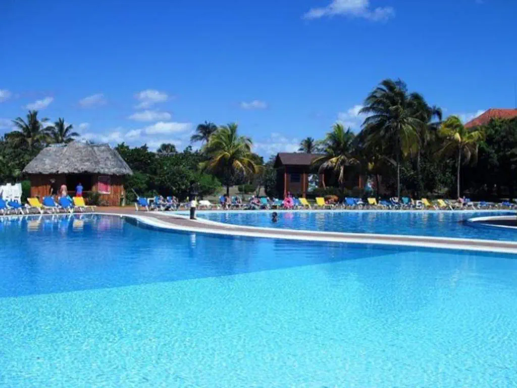 HOTEL TUXPAN (EX. BE LIVE EXPERIENCE TUXPAN)