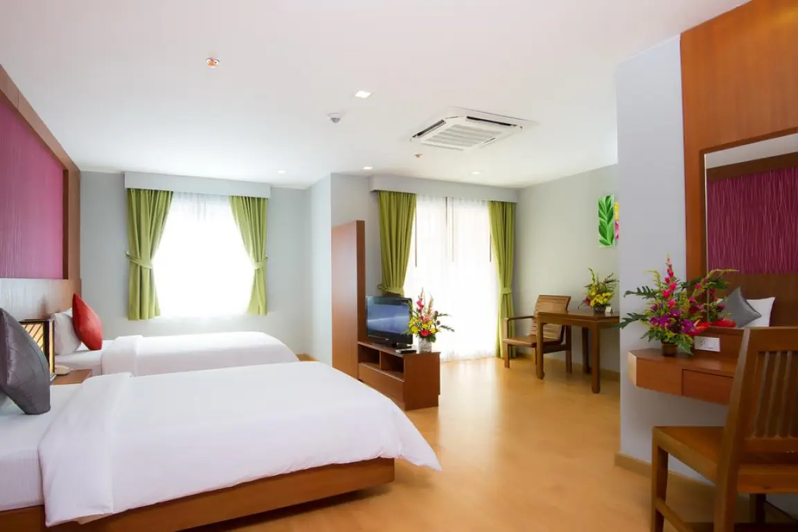 Отель: SUITE PATONG (ex. BAUMAN RESIDENCE)