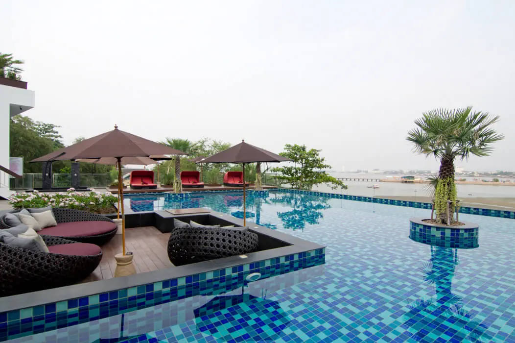 WAY HOTEL (ex. WAY BY GARDEN SEA VIEW RESORT)