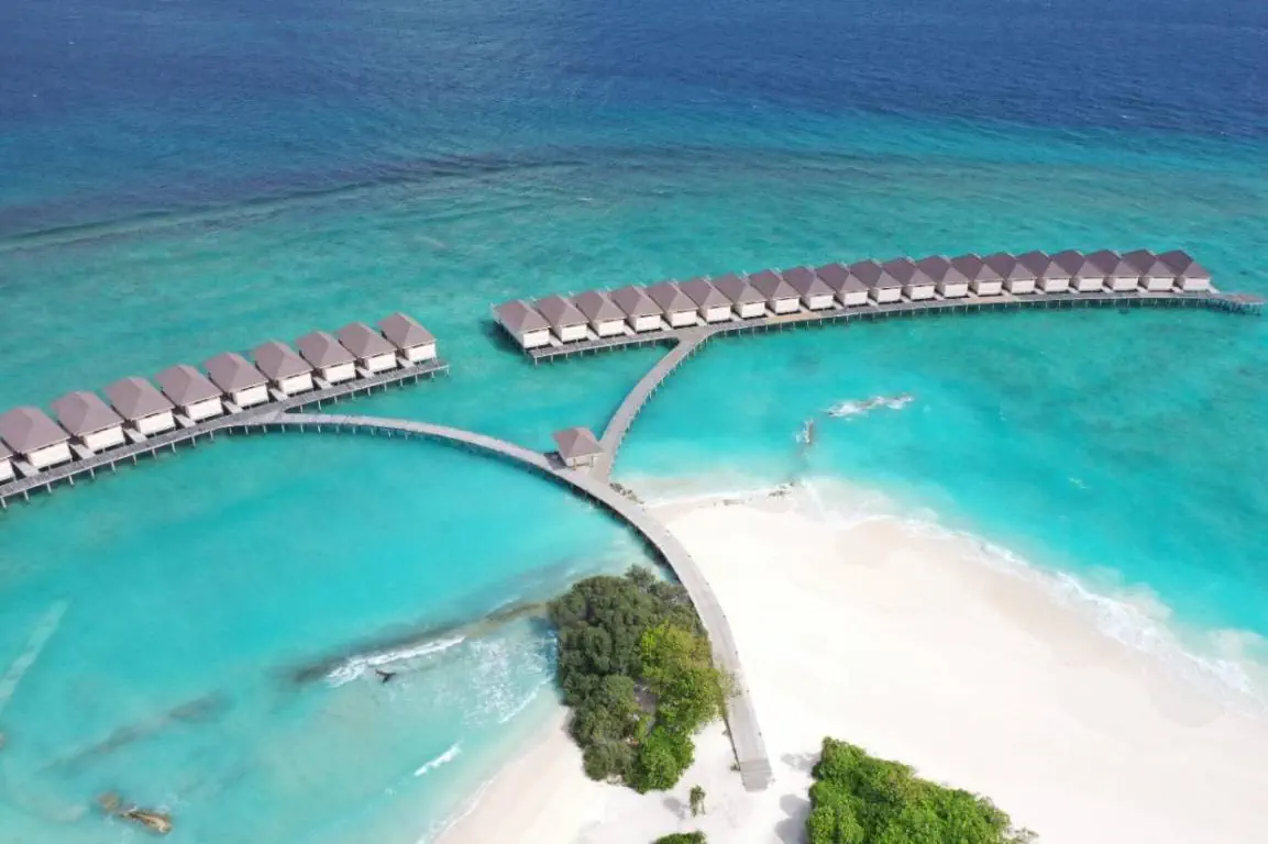 BRENNIA KOTTEFARU MALDIVES