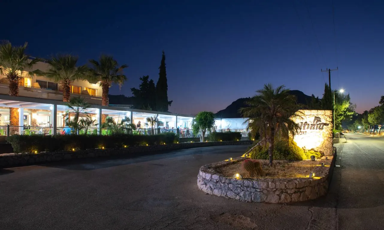 DELFINIA RESORT