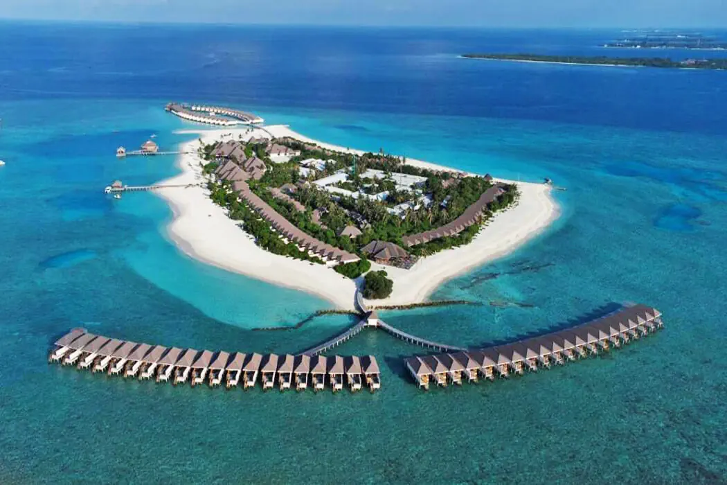 BRENNIA KOTTEFARU MALDIVES
