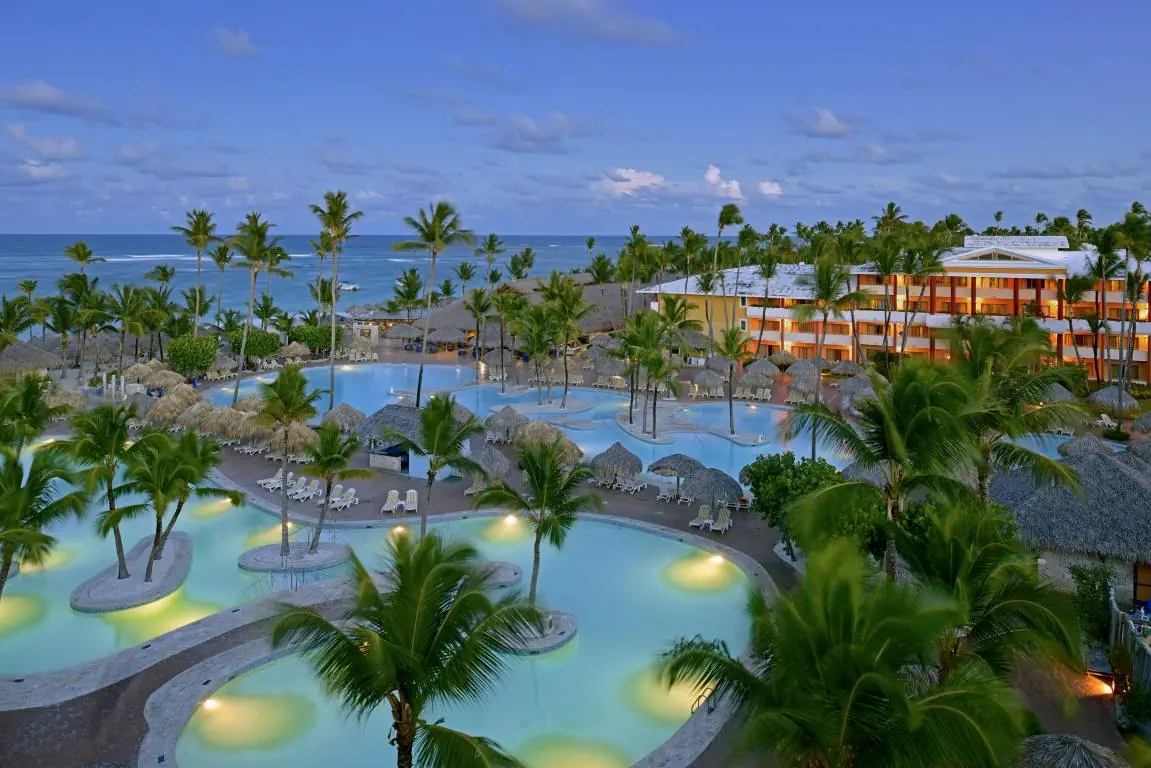 Отель: WAVES PUNTA CANA