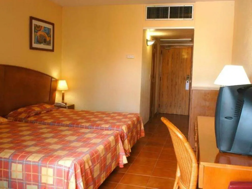 HOTEL TUXPAN (EX. BE LIVE EXPERIENCE TUXPAN)