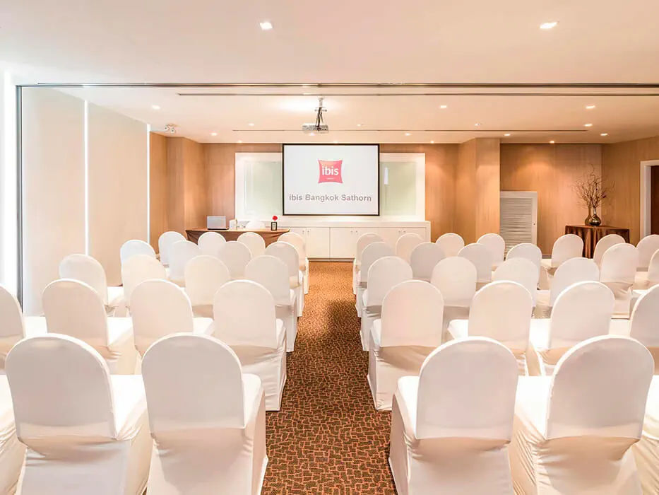 IBIS BANGKOK SATHORN